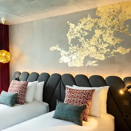 Renaissance Отель