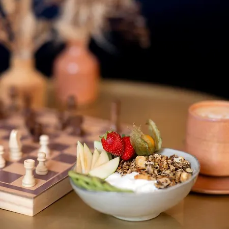 Renaissance Hotel 4*