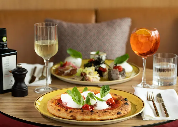 Отель Renaissance Бордо