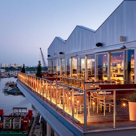 Hotel Renaissance 4*